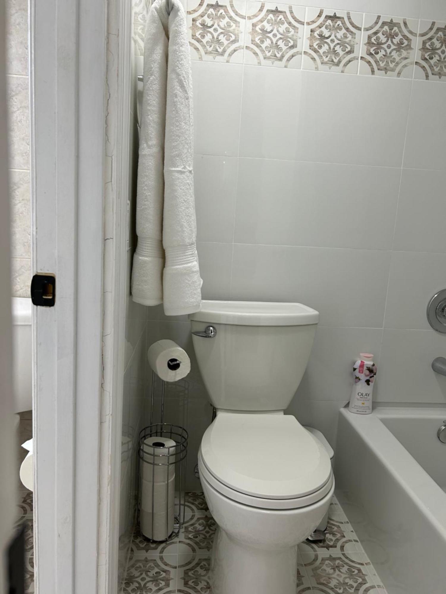 Beautiful Apartment With Very Elegant Colonial Decoration Tamiami Exterior foto